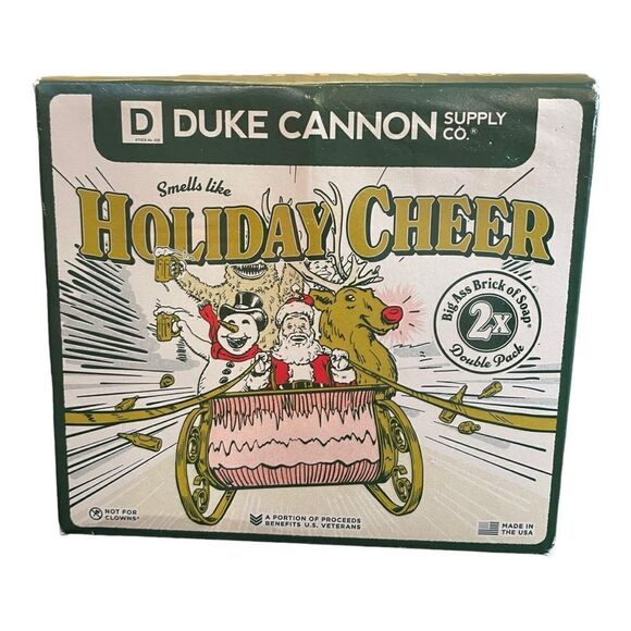 SMELLS LIKE HOLIDAY CHEER GIFT SET - Picture 1 of 5